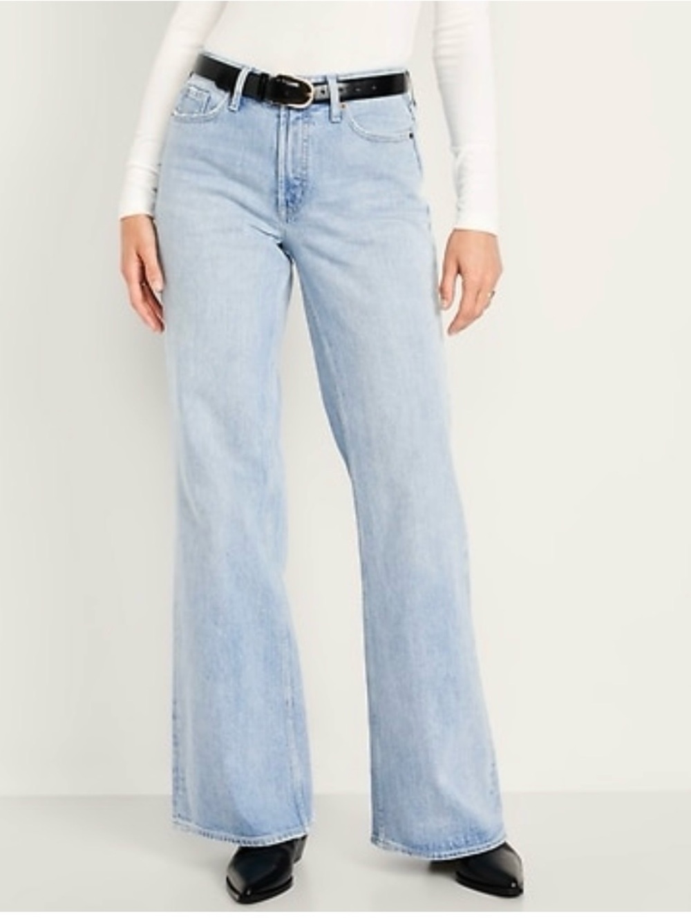 Old Navy Mid-Rise Loose Bootcut Jeans Size 14